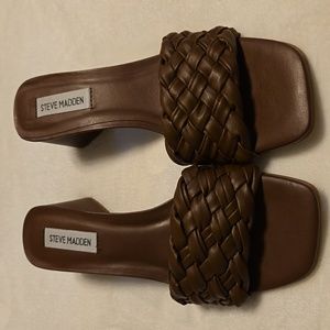Steven Madden Palas Woven chestnut
